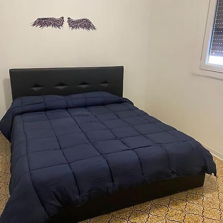 Casa Vacanze Sogni Proibiti Apartment Bologna Bagian luar foto